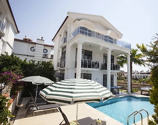 Fethiye Çalış’ta Elverişli Konumda, Özel Havuzlu, 3+1 Villa - 4