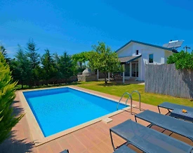 Fethiye Cami'de Merkezi Konumda, Özel Havuz, Konforlu Villa - 2