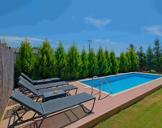 Fethiye Cami'de Merkezi Konumda, Özel Havuz, Konforlu Villa - 3