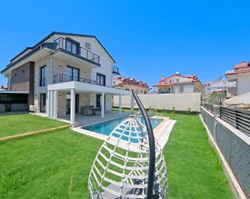 Fethiye Çamköy'de Geniş Bahçeli, Özel Havuzlu, İkiz Villa - 3