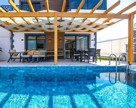 Fethiye Çamköy'de Modern Tasarımlı, Özel Havuzlu, 2+1 Kiralık Villa - 3