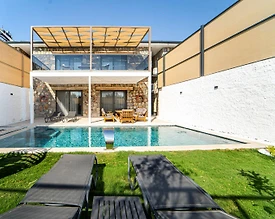 Fethiye Eldirek'te Nezih Konumda, Özel Havuzlu, Taş Villa - 3