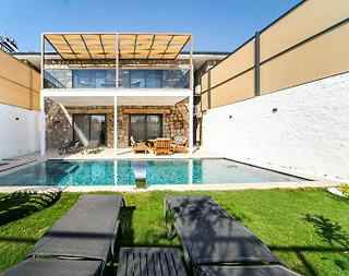 Fethiye Eldirek'te Nezih Konumda, Özel Havuzlu, Taş Villa - 3