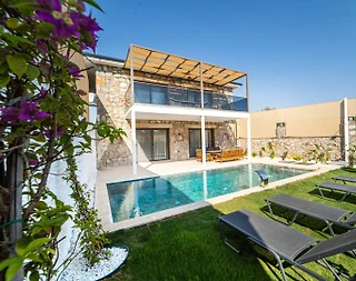 Fethiye Eldirek'te Nezih Konumda, Özel Havuzlu, Taş Villa - 1