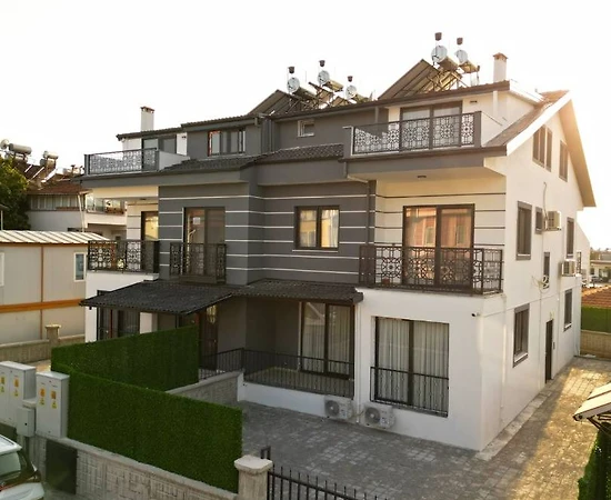 Fethiye Çatalarık'da Merkezi Konumda, 1+1, 2 Kişilik Apart - 1