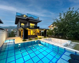 Fethiye Çiftlik'te Ferah Tasarımlı, Özel Havuzlu, Kiralık Villa - 2