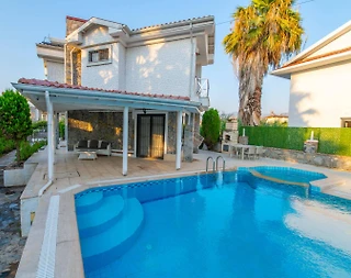 Fethiye Çiftlik'te Denize Yakın, Özel Havuzlu, 8 Kişilik Villa - 4