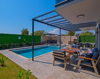 Fethiye Çiftlik'te Doğayla İç İçe, Özel Havuzlu, 4+1 Lüks Villa - 2