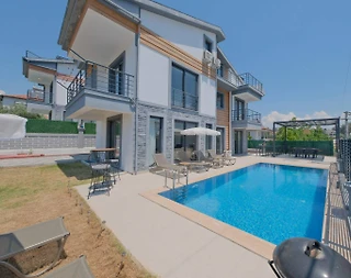 Fethiye Çiftlik'te Geniş Alanlara Sahip, Özel Havuzlu, Kiralık Villa - 3