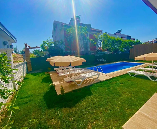 Fethiye Çiftlikte Geniş Bahçeli, Özel Havuzlu, 4+1 Villa - 1