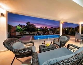 Fethiye Çiftlik'te Kalabalık Ailelere Uygun, Özel Havuzlu, Kiralık Villa - 4