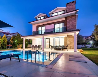 Fethiye Çiftlik'te Kalabalık Ailelere Uygun, Özel Havuzlu, Kiralık Villa - 1