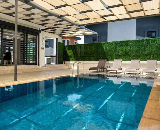 Fethiye Çiftlik'te Modern Tasarımlı, Özel Havuzlu, Kiralık Villa - 1