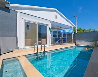 Fethiye Çiftlik'te Merkeze Yakın Konumda, Özel Havuzlu, Tatil Evi - 2