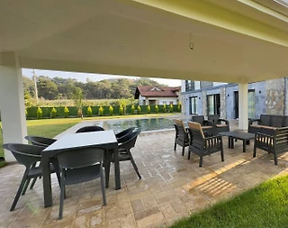 Fethiye Çiftlik'te Merkezi Konumda, Özel Havuzlu, Geniş Bahçeli Villa - 5