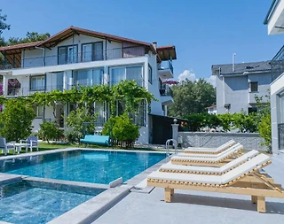 Fethiye Çiftlik'te Modern Tasarımlı, Ortak Havuzlu, Konforlu Daire - 2