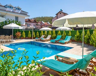 Fethiye Çiftlik'te Sakin Konumda, Özel Havuzlu, Modern Villa - 2