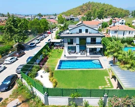 Fethiye Çiftlik'te Sakin Konumda, Özel Havuzlu, Modern Villa - 3