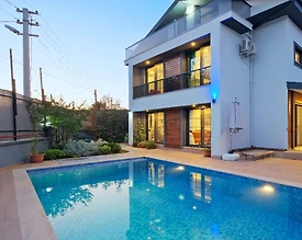 Fethiye Çiftlik'te Modern Tasarıma Sahip, Özel Havuzlu, 3+1 Villa - 2