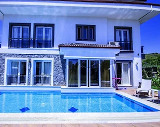 Fethiye Çiftlik'te Yeşil Bahçe İçerisinde, Özel Havuzlu, 4+1 Villa - 4
