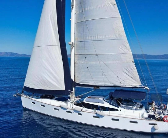 Fethiye Göcek'te Geniş Ailelere Uygun, Lüks, 8 Kişilik Motoryat - 1