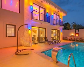 Fethiye Eldirek'te Çekirdek Ailelere Uygun, Özel Havuzlu, Modern Villa - 2