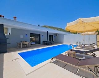 Fethiye Eldirek'te Yemyeşil Doğada, Özel Havuzlu, Kiralık Villa - 2