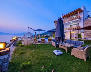 Fethiye Faralya'da Deniz Manzaralı, Sonsuzluk Havuzlu, Lüks Villa - 5