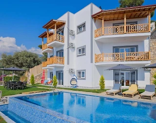 Fethiye Faralya'da Deniz Manzaralı, Sonsuzluk Havuzlu, Lüks Villa - 1