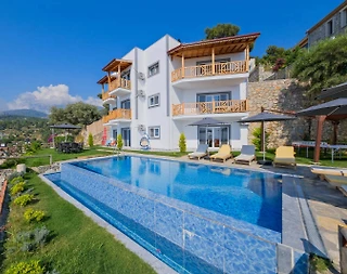 Fethiye Faralya'da Deniz Manzaralı, Sonsuzluk Havuzlu, Lüks Villa - 2