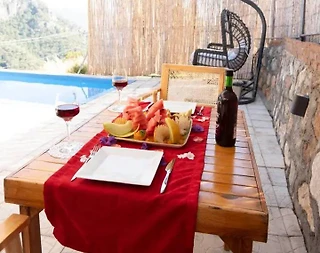 Fethiye Faralya'da Doğa İçerisinde, Özel Havuzlu, Konforlu Glamping - 4