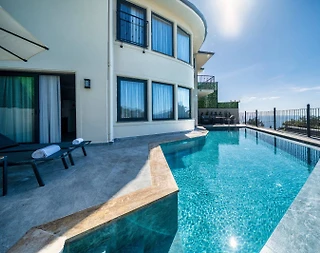 Fethiye Faralya'da Doğa İçerisinde, Özel Havuzlu, Lüks Villa - 2