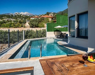 Fethiye Faralya'da Doğa İçerisinde, Özel Havuzlu, Lüks Villa - 5