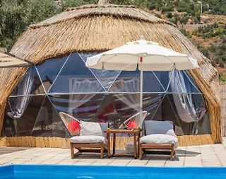 Fethiye Faralya'da Doğa İle İç İçe, Özel Havuzlu, Şık Glamping - 2