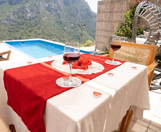 Fethiye Faralya'da Doğa İle İç İçe, Özel Havuzlu, Kiralık Glamping - 1