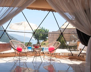 Fethiye Faralya'da Doğa Manzaralı, Özel Havuzlu, Balayı Glampingi - 1