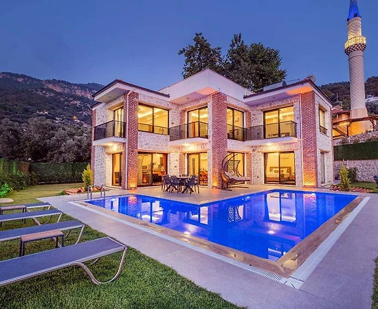 Fethiye Faralya'da Kalabalık Ailelere Uygun, Özel Havuzlu, Ferah Villa - 1