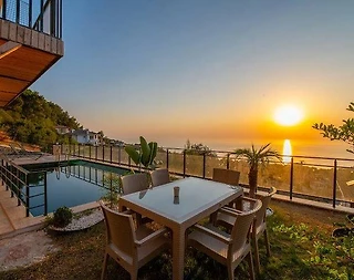 Fethiye Faralya'da Muhteşem Deniz Manzaralı, Özel Havuzlu, 4+1 Villa - 5