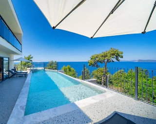 Fethiye Faralya'da Enfes Doğa Manzaralı, Özel Havuzlu, Konforlu Villa - 1