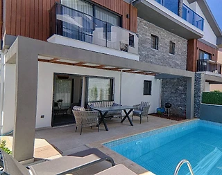 Fethiye Foça'da Geniş Gruplara Uygun, Özel Havuzlu, Şık İkiz Villa - 1