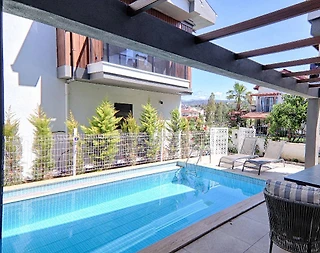 Fethiye Foça'da Geniş Gruplara Uygun, Özel Havuzlu, Şık İkiz Villa - 3