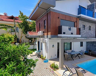 Fethiye Foça'da Geniş Gruplara Uygun, Özel Havuzlu, Şık İkiz Villa - 2