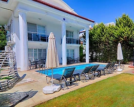 Fethiye Foça'da Merkeze Yakın Konumda, Özel Havuzlu, Kiralık Villa - 2