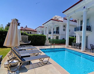 Fethiye Foça'da Merkeze Yakın Konumda, Özel Havuzlu, Şık Villa - 1