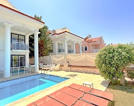 Fethiye Foça'da Elverişli Konumda, Özel Havuzlu, Konforlu Villa - 3