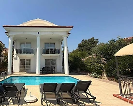 Fethiye Foça'da Geniş Ailelere Uygun, Özel Havuzlu, Kiralık Villa - 2