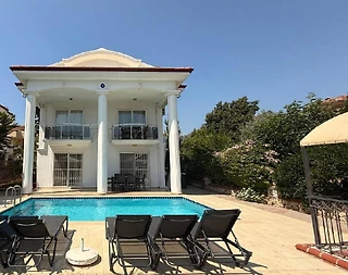 Fethiye Foça'da Geniş Ailelere Uygun, Özel Havuzlu, Şık Villa - 2