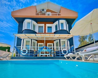 Muğla Fethiye'de Muhteşem Doğa İçerisinde, Modern Tasarımlı Villa - 1