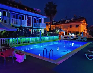 Fethiye Foça'da Denize Yürüme Mesafesinde, Ortak Havuzlu, 1+1 Apart - 3