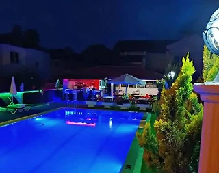 Fethiye Foça'da Denize Yürüme Mesafesinde, Ortak Havuzlu, 1+1 Apart - 5